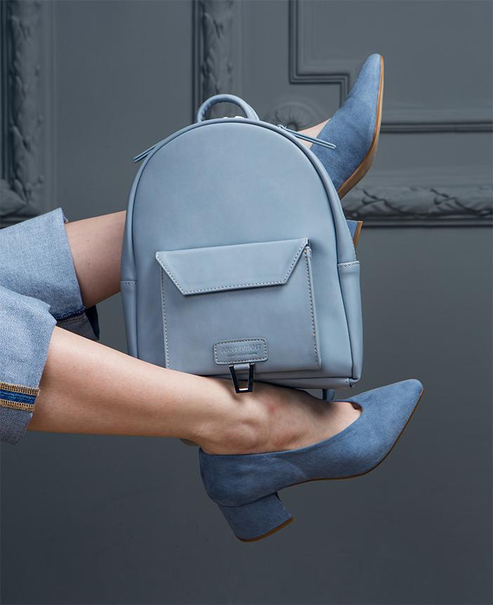 	Практичный рюкзак	Vendi S	голубого цвета